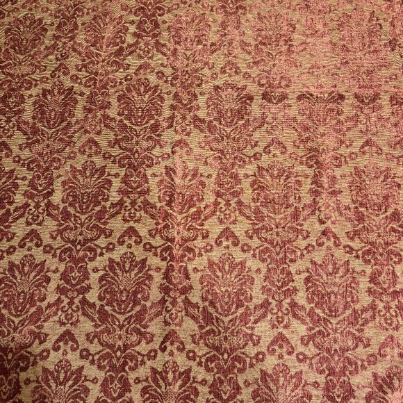 Vintage Damask throw - Picture 3 of 6